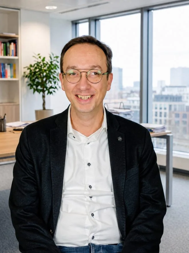 Christiaan Matthee, Onbudget